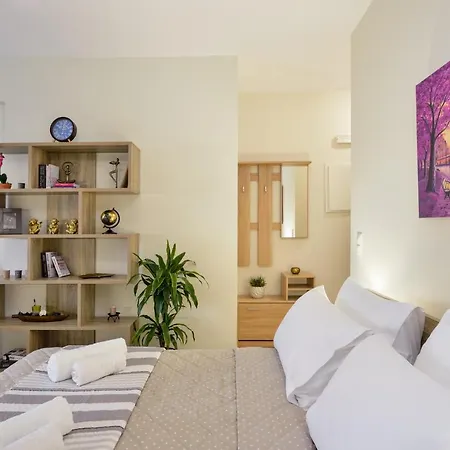 Апартаменти Avanti Chania Luxury Ханья (Крит)